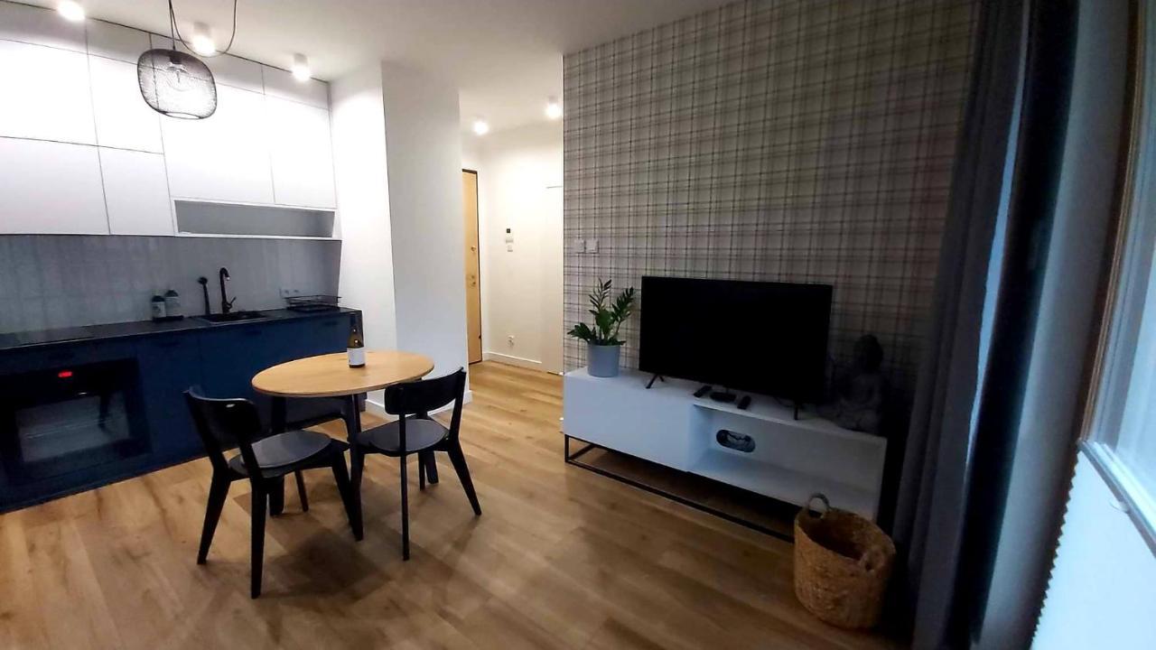 شقة Apartament Zajezdnia Wrzeszcz غدانسك المظهر الخارجي الصورة